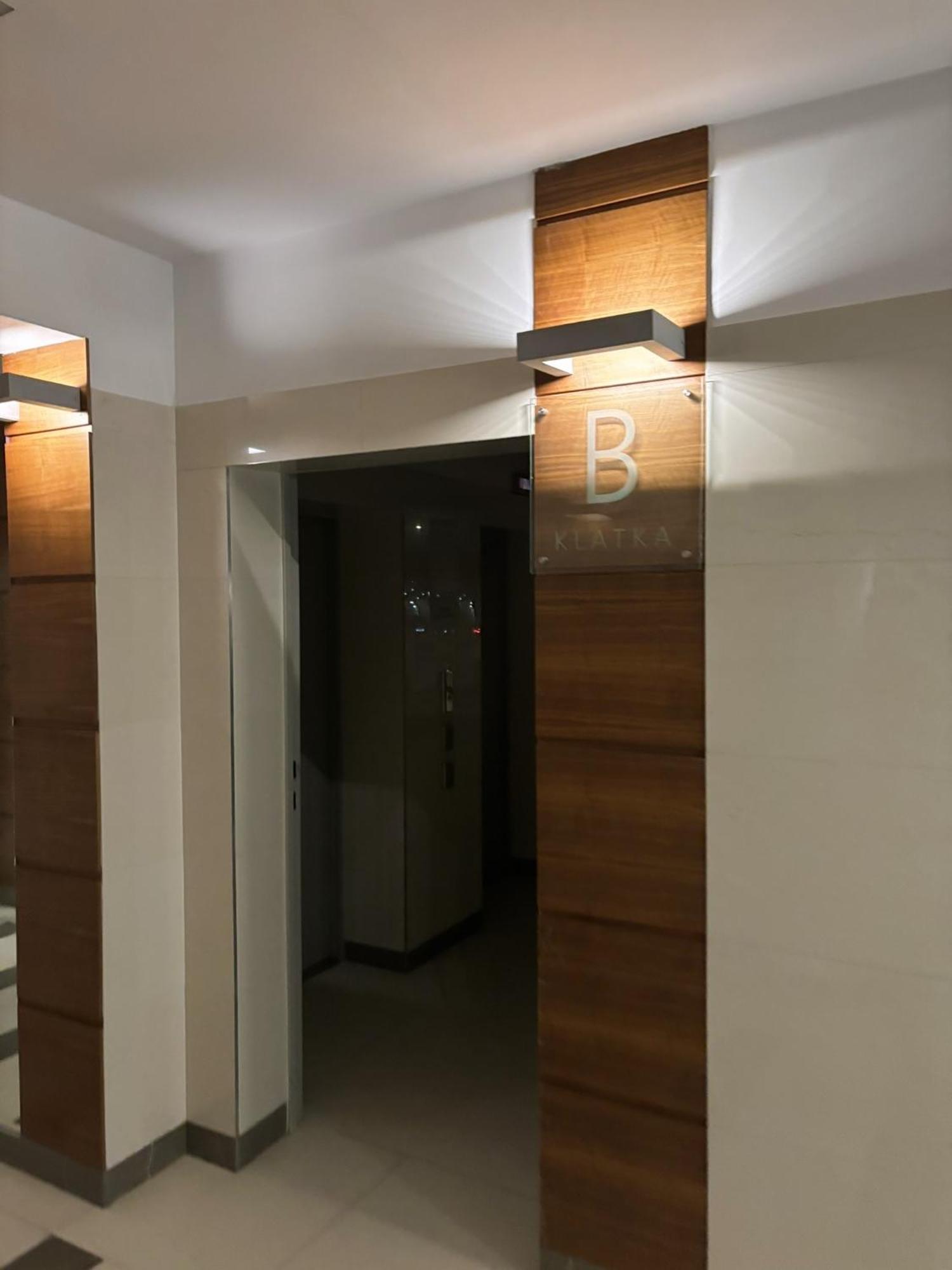 Project Comfort Apartament Zygmunta Slominskiego 5/64 Варшава Екстер'єр фото